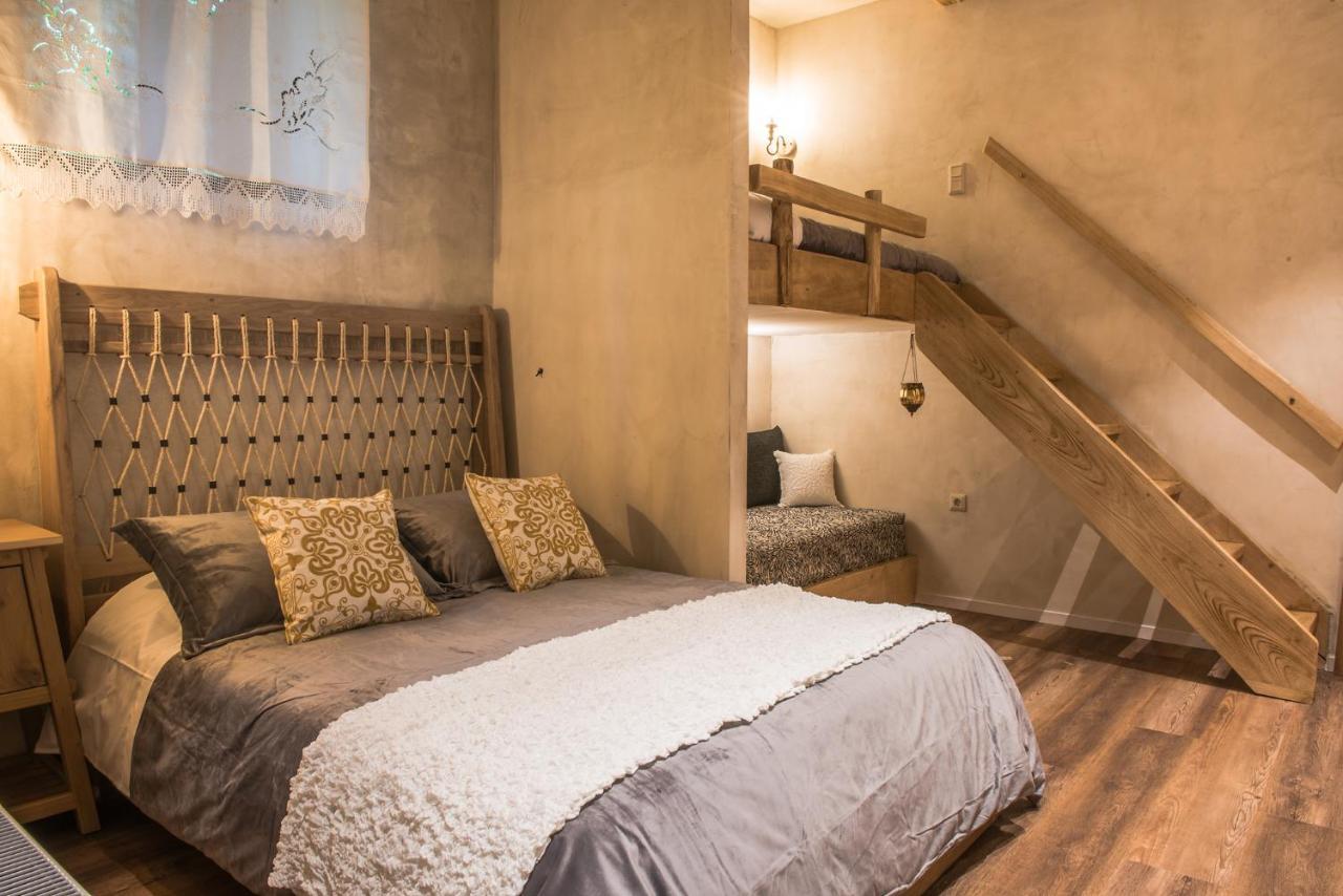 «Σκλάβας Χνάρι» Παραδοσιακός Ξενώνας Apartment Magouliana Exterior photo